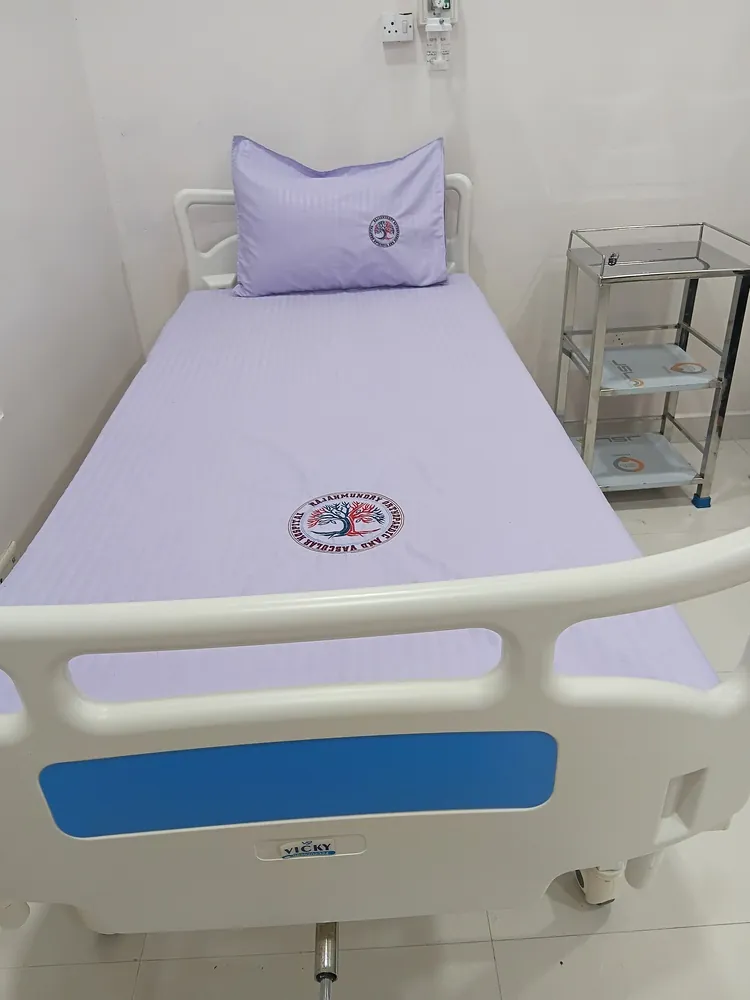 Bedsheet With embroidery